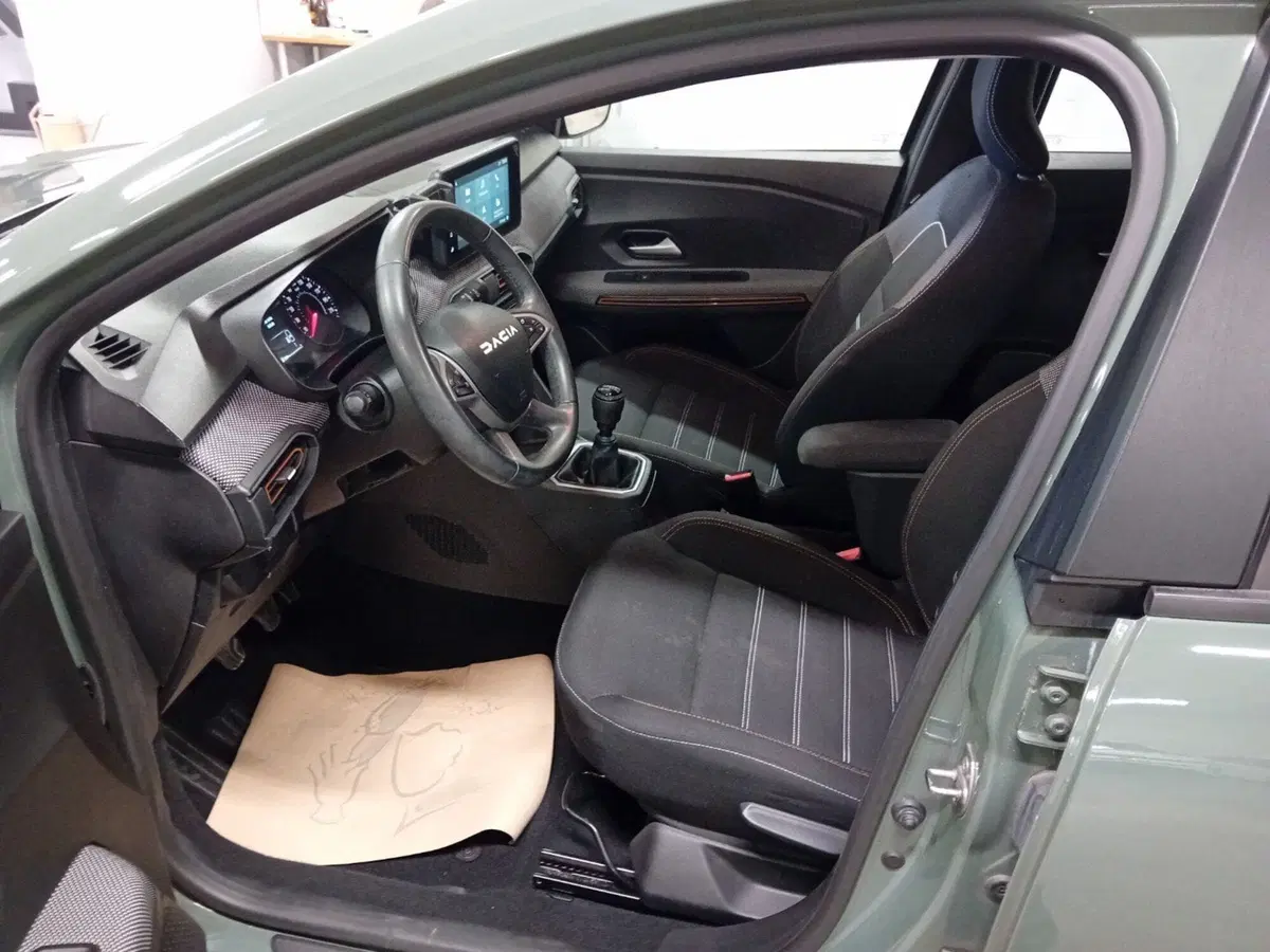 Dacia Sandero usata a Vicenza (12)