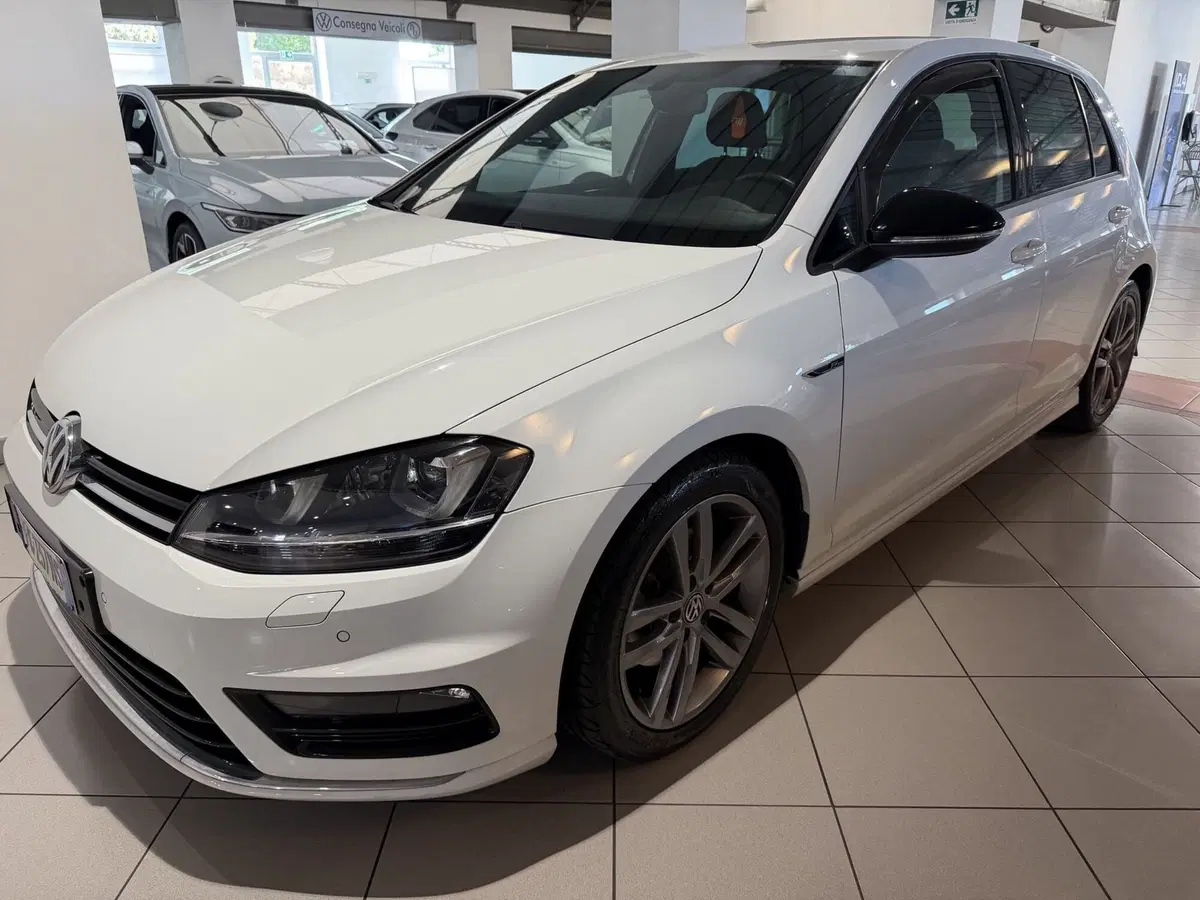 Volkswagen Golf usata a Genova