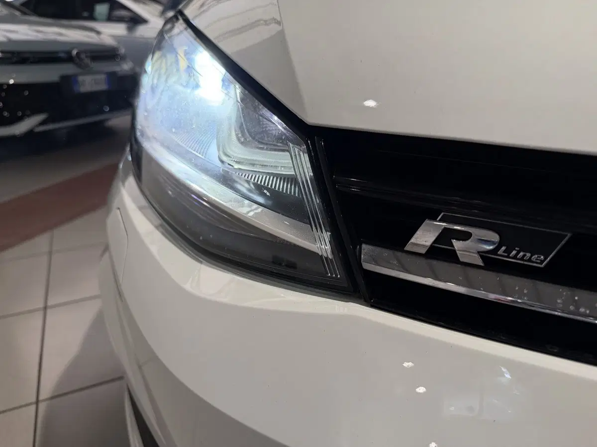 Volkswagen Golf usata a Genova (14)