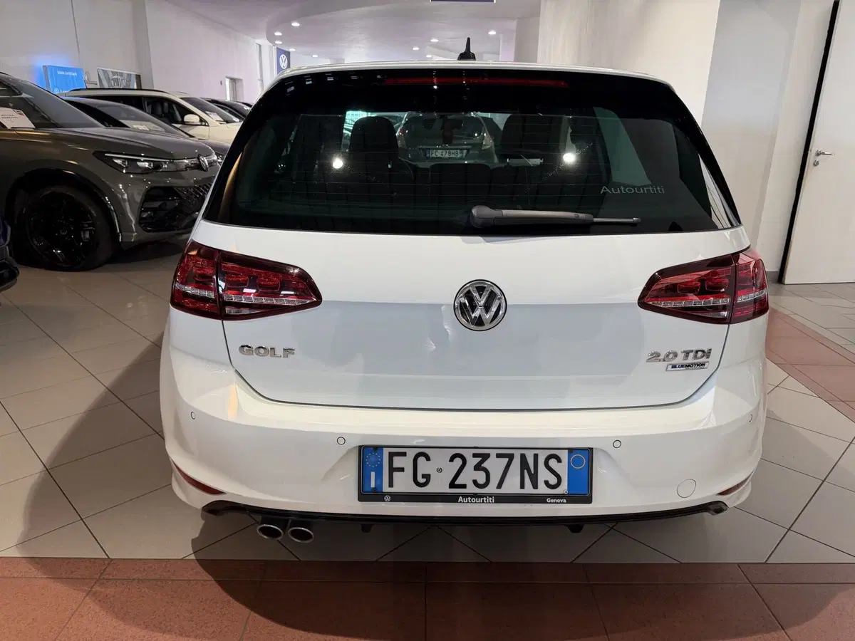 Volkswagen Golf usata a Genova (4)