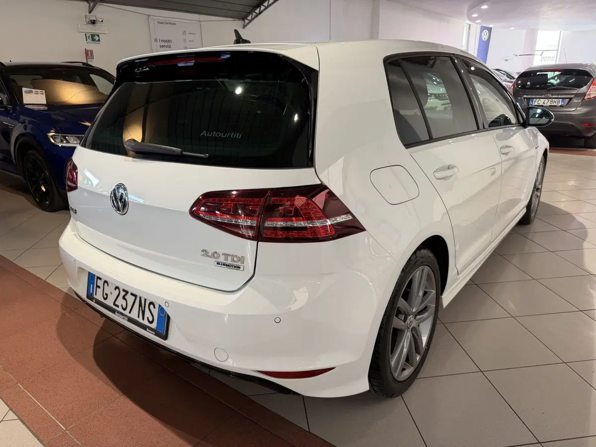 Volkswagen Golf usata a Genova (5)