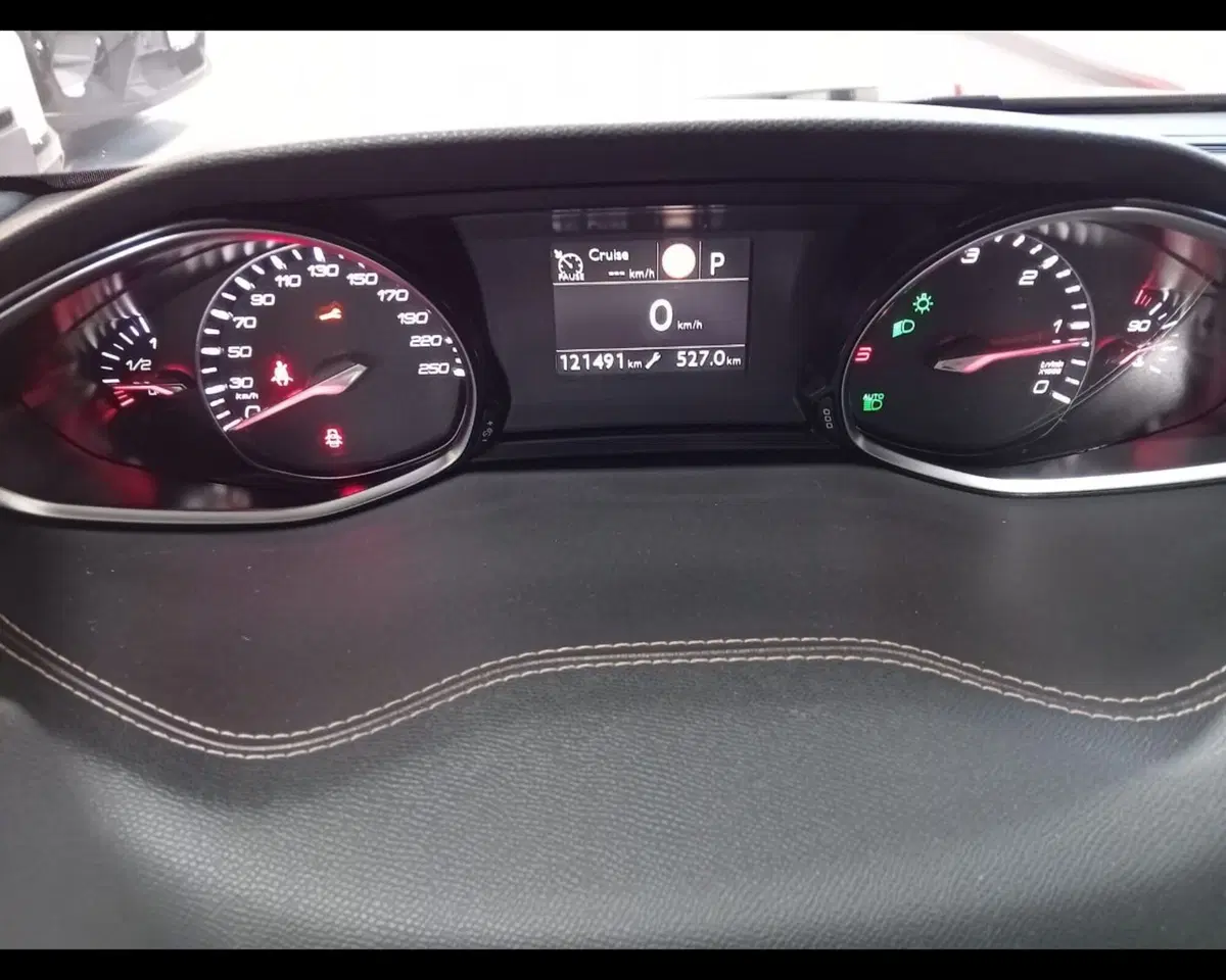 Peugeot 308 usata a Asti (10)