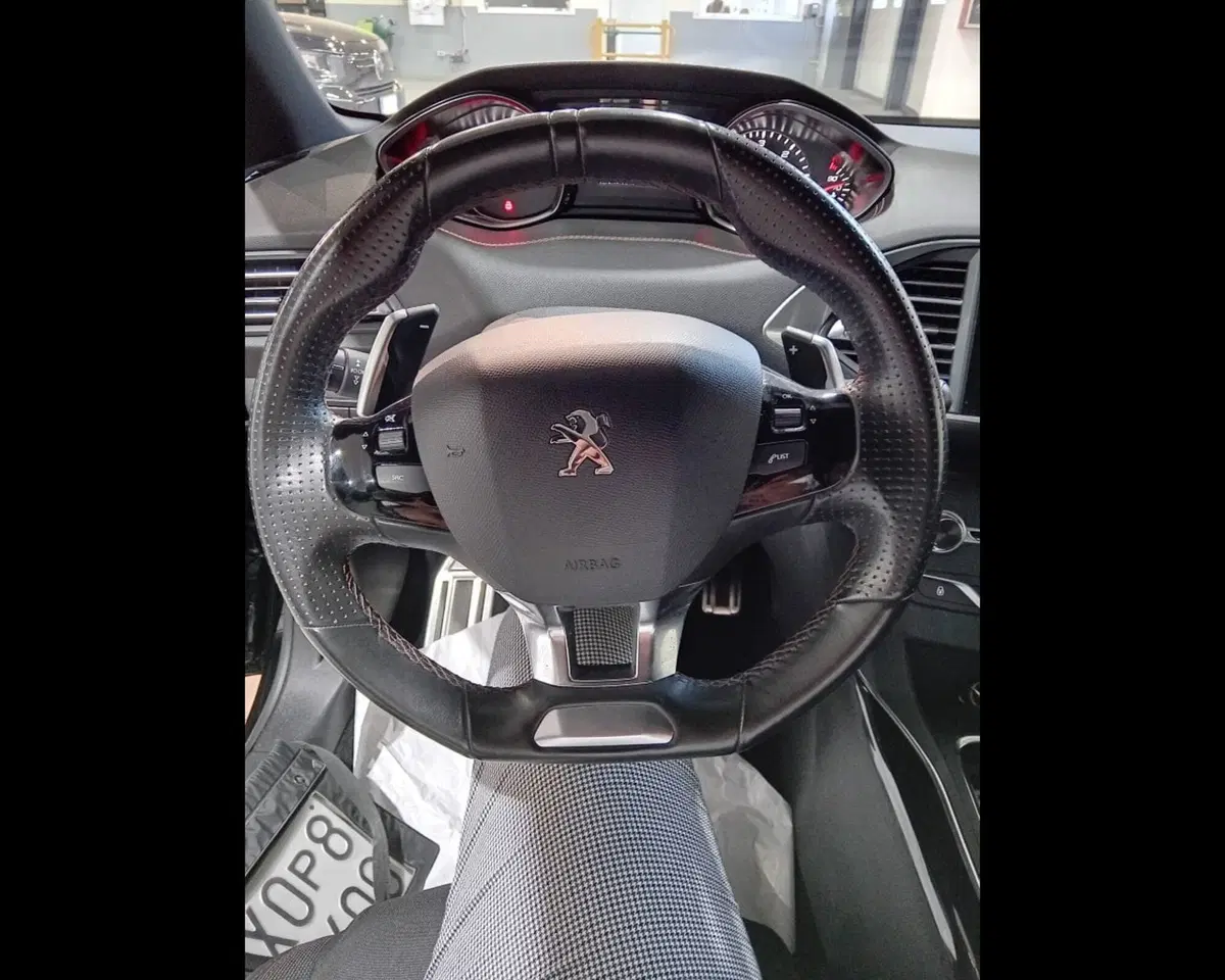 Peugeot 308 usata a Asti (8)