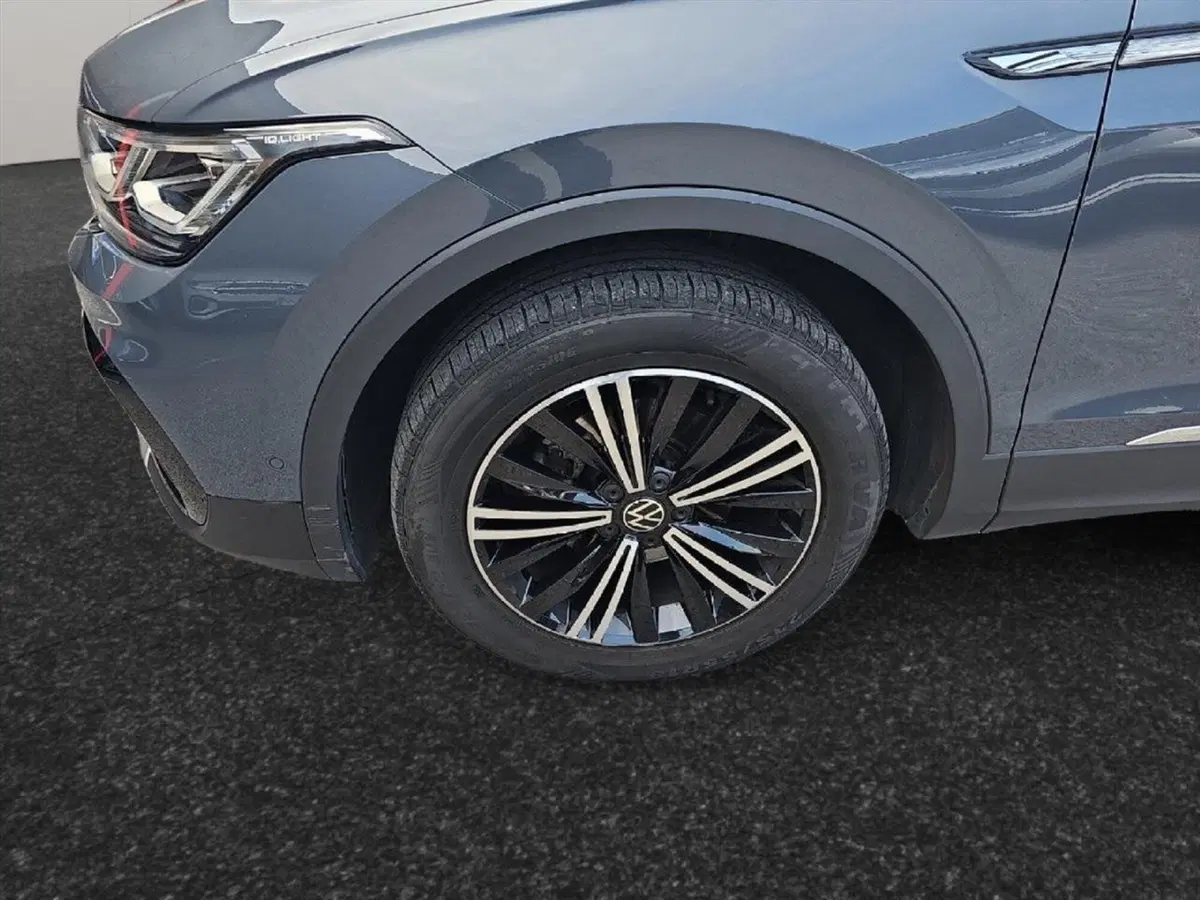 Volkswagen Tiguan usata a Lecco (17)