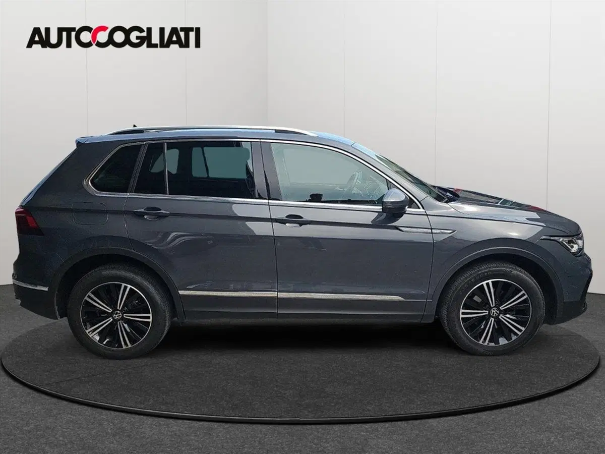 Volkswagen Tiguan usata a Lecco (5)