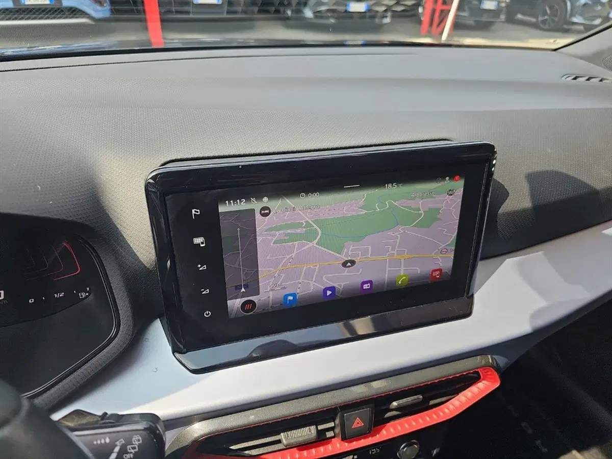 SEAT Arona usata a Lecco (10)