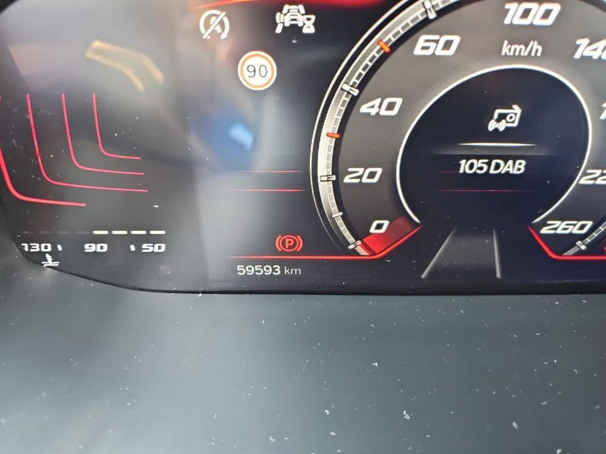 SEAT Arona usata a Lecco (9)