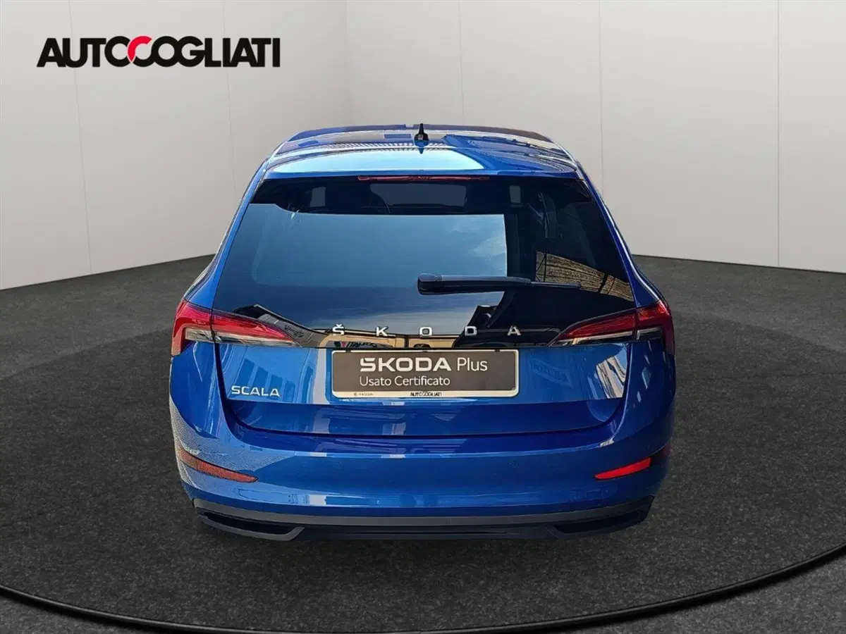Skoda Scala usata a Lecco (5)