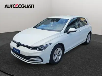 Volkswagen Golf 1.0 TSI EVO Life del 2021 usata a Merate