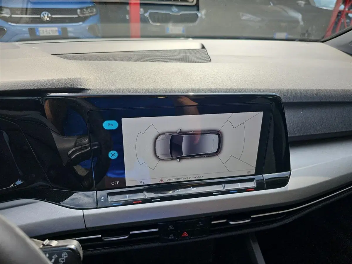 Volkswagen Golf usata a Lecco (15)