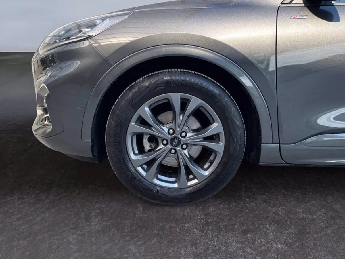 Ford Kuga usata a Milano (10)