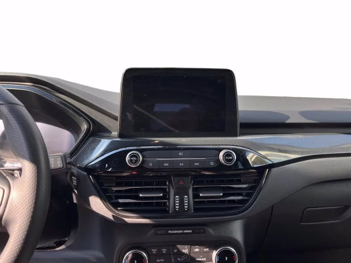 Ford Kuga usata a Milano (15)