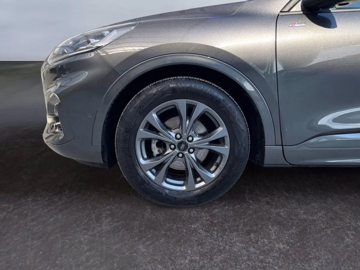 Ford Kuga usata a Milano (9)