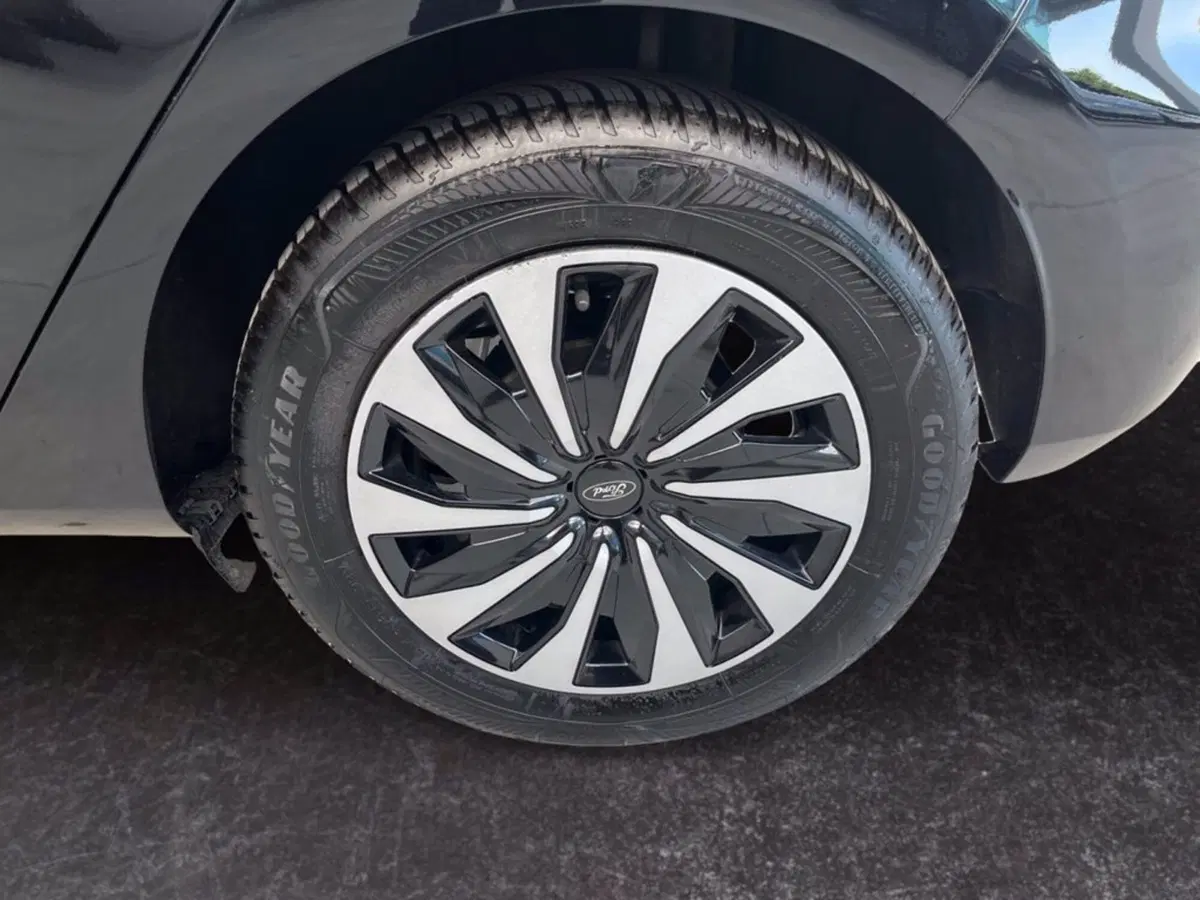 Ford Fiesta usata a Milano (9)