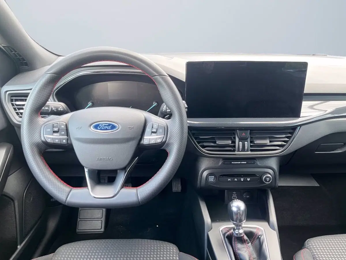 Ford Focus Station Wagon usata a Milano (11)