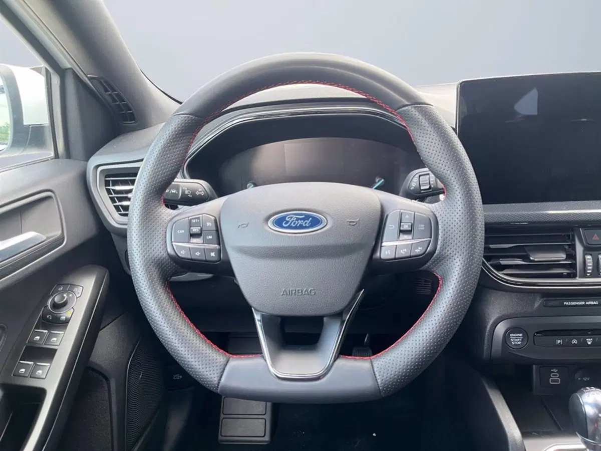 Ford Focus Station Wagon usata a Milano (13)