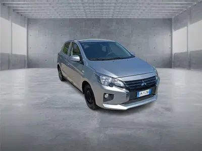 Mitsubishi Space Star 1.2 Intense SDA del 2022 usata a Bari