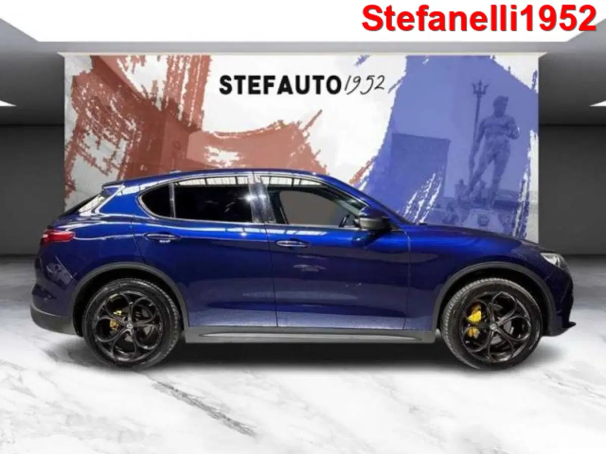 Alfa Romeo Stelvio usata a Bologna (2)