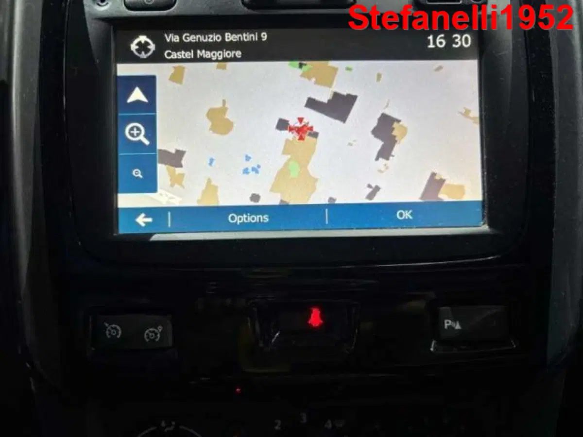 Dacia Duster usata a Bologna (18)