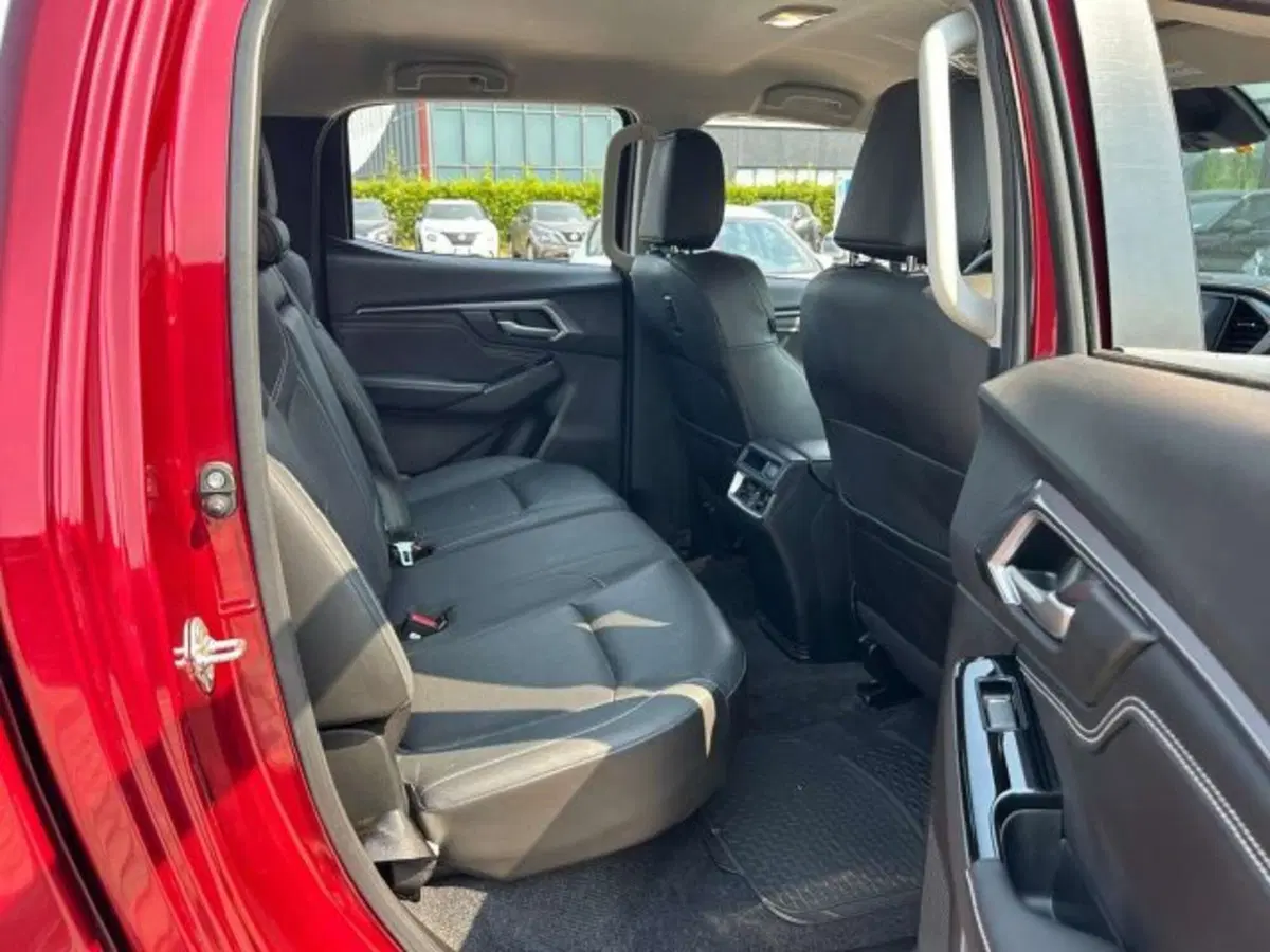 Isuzu D-Max Pick-up usata a Firenze (11)