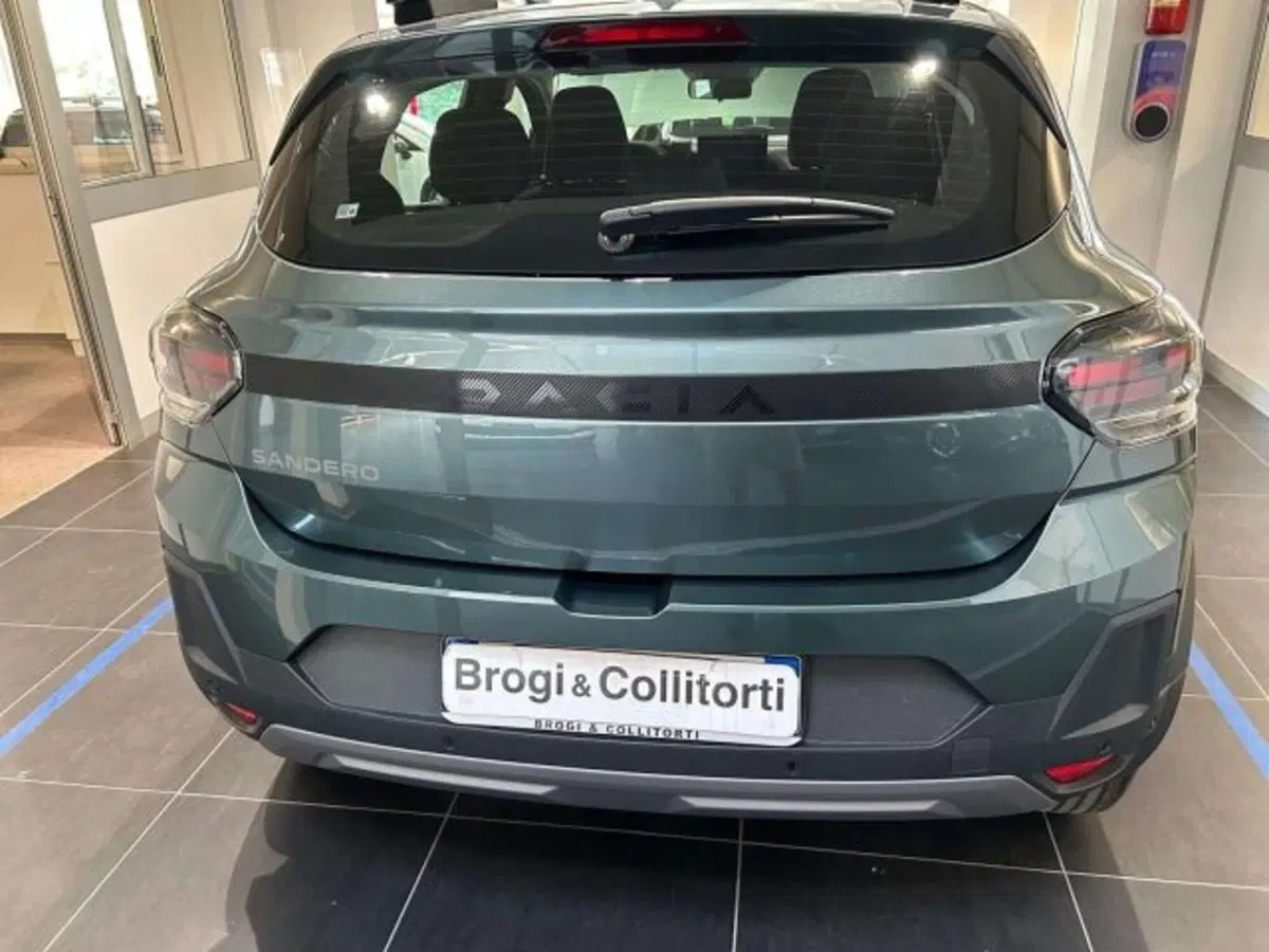 Dacia Sandero Stepway nuova a Firenze (5)