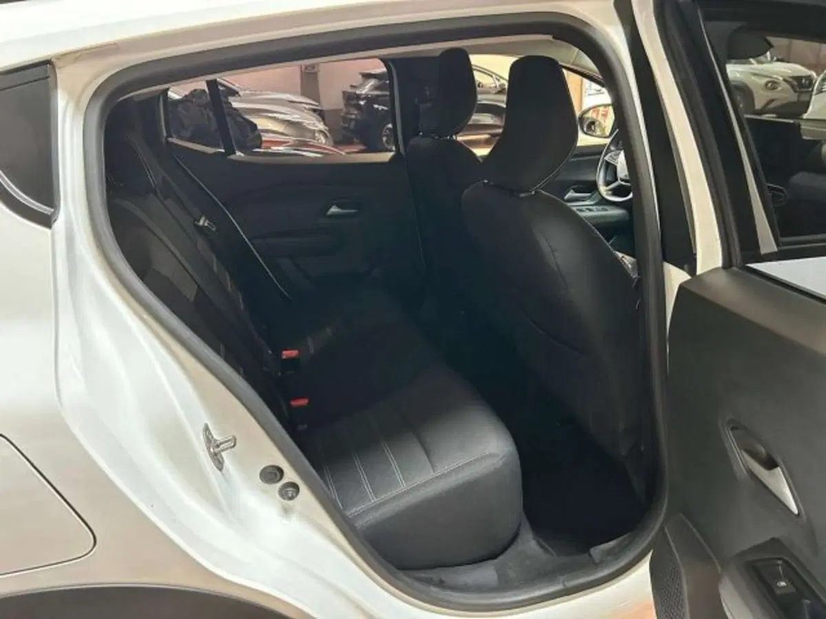 Dacia Sandero Stepway usata a Firenze (10)