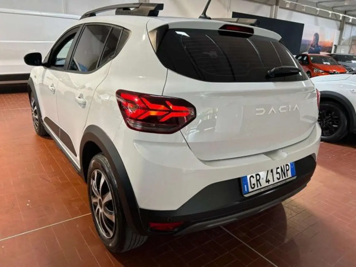 Dacia Sandero Stepway usata a Firenze (6)