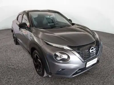 Nissan Juke 1.6 hev N-Connecta del 2023 usata a Empoli