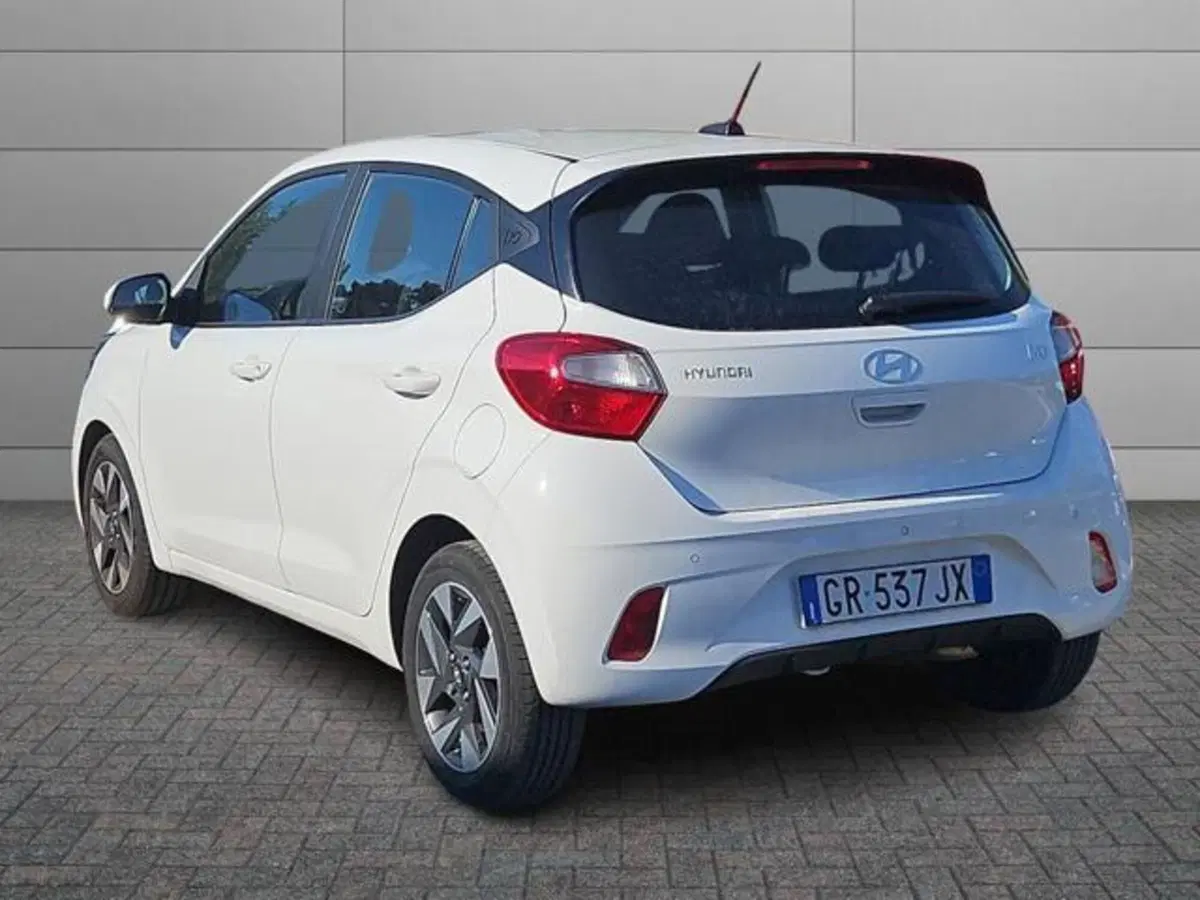 Hyundai i10 usata a Roma (4)