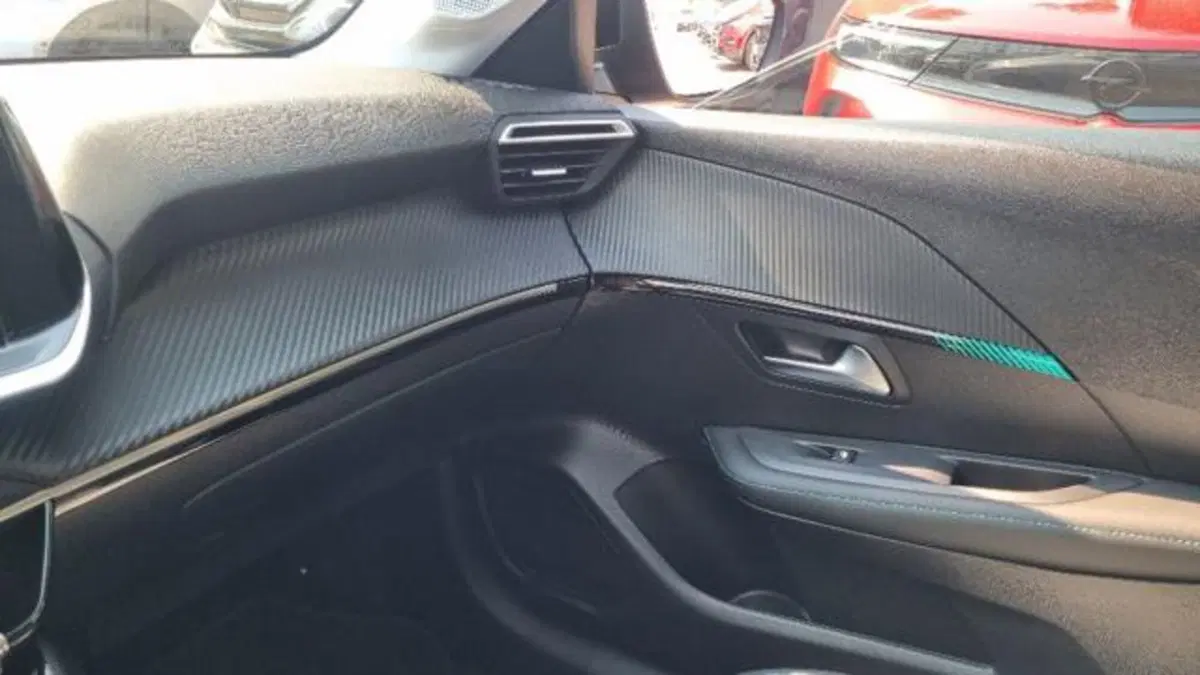 Peugeot 208 usata a Savona (14)