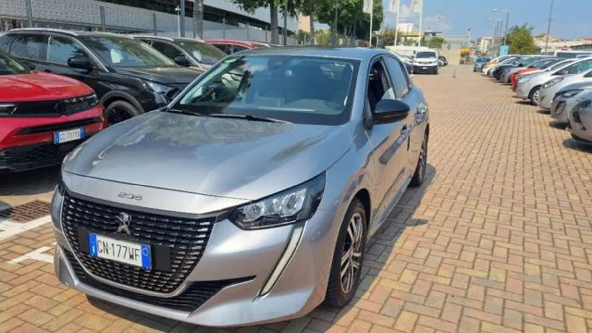 Peugeot 208 usata a Savona (2)