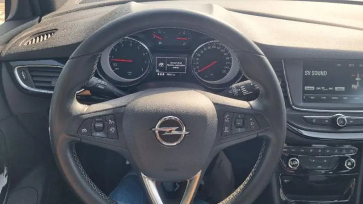 Opel Astra usata a Savona (10)