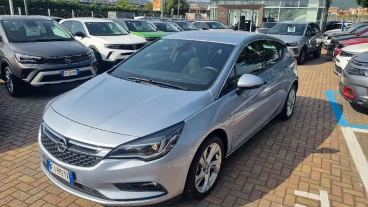 Opel Astra usata a Savona (2)