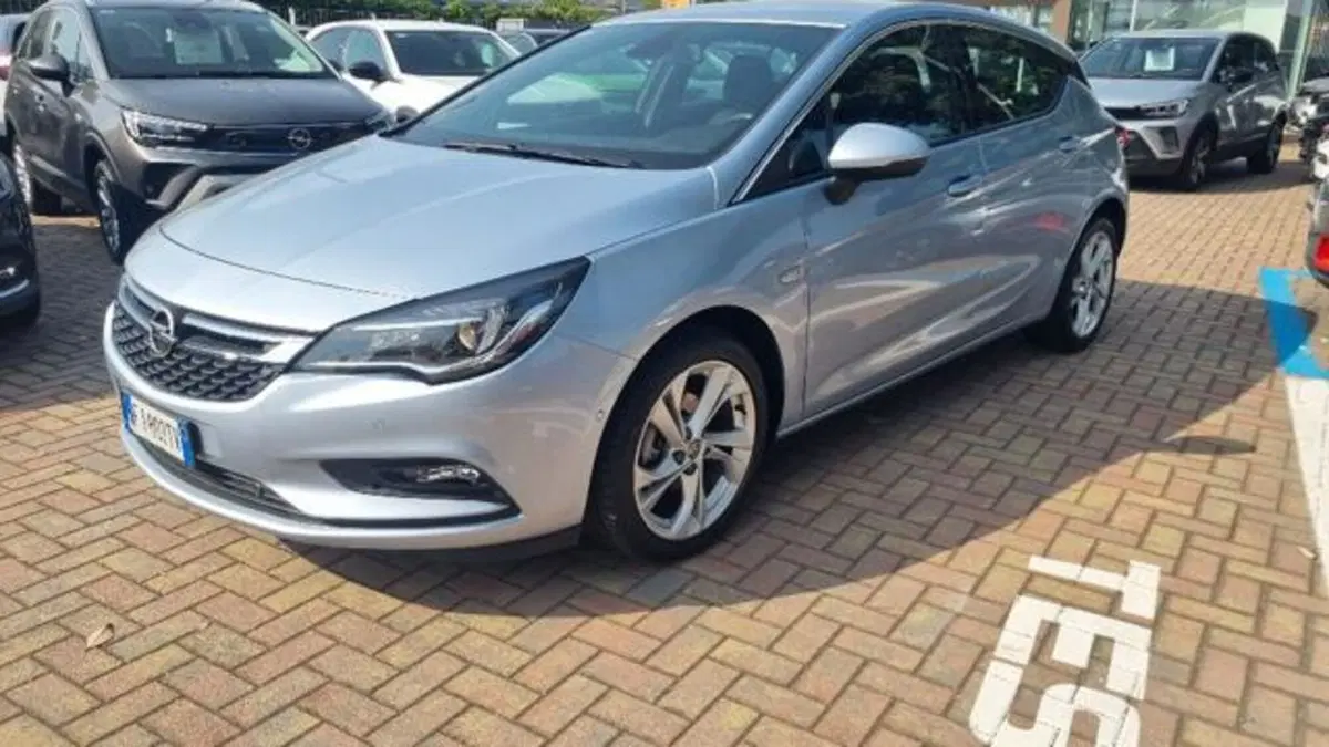 Opel Astra usata a Savona (3)