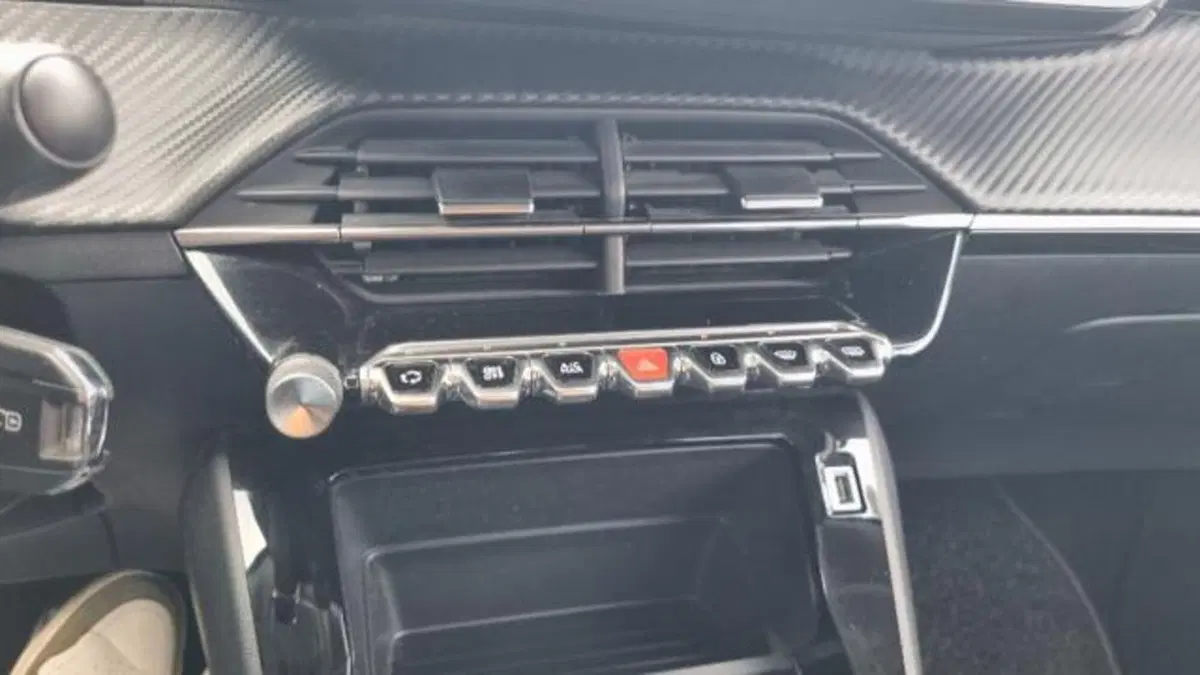 Peugeot 2008 usata a Savona (11)