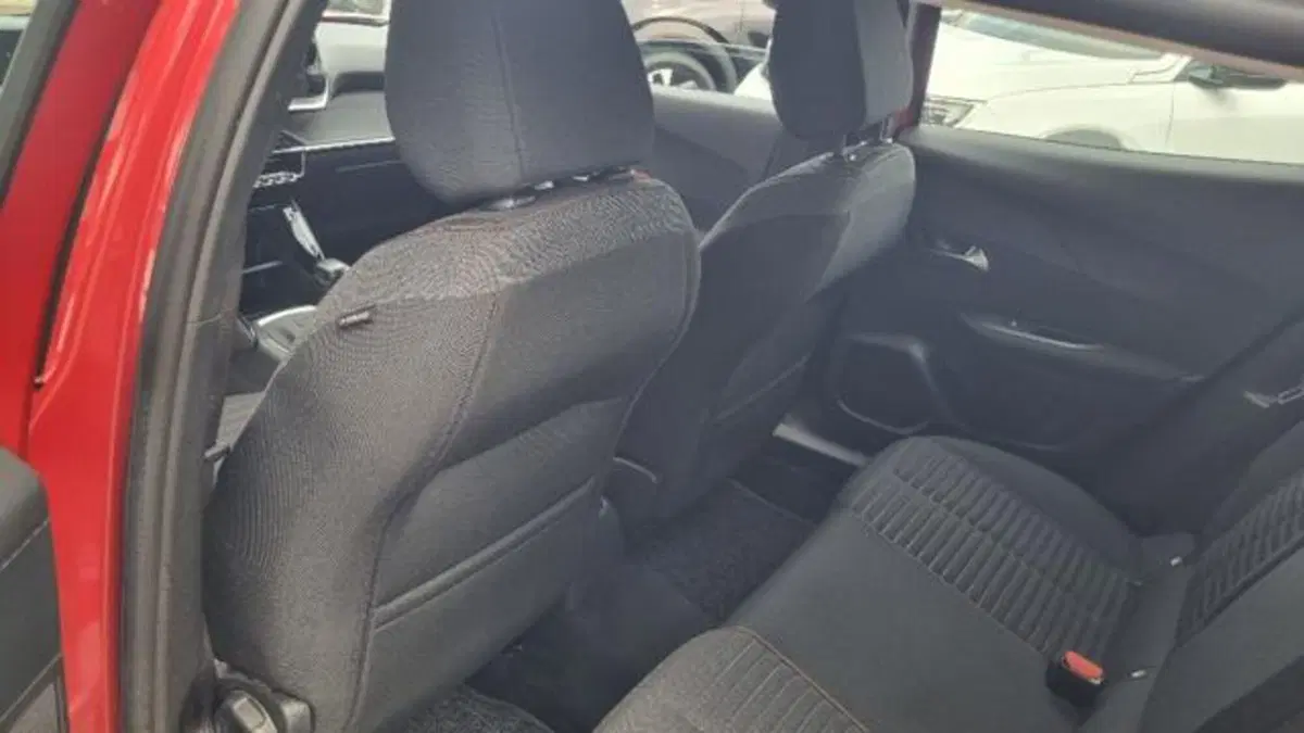 Peugeot 2008 usata a Savona (17)