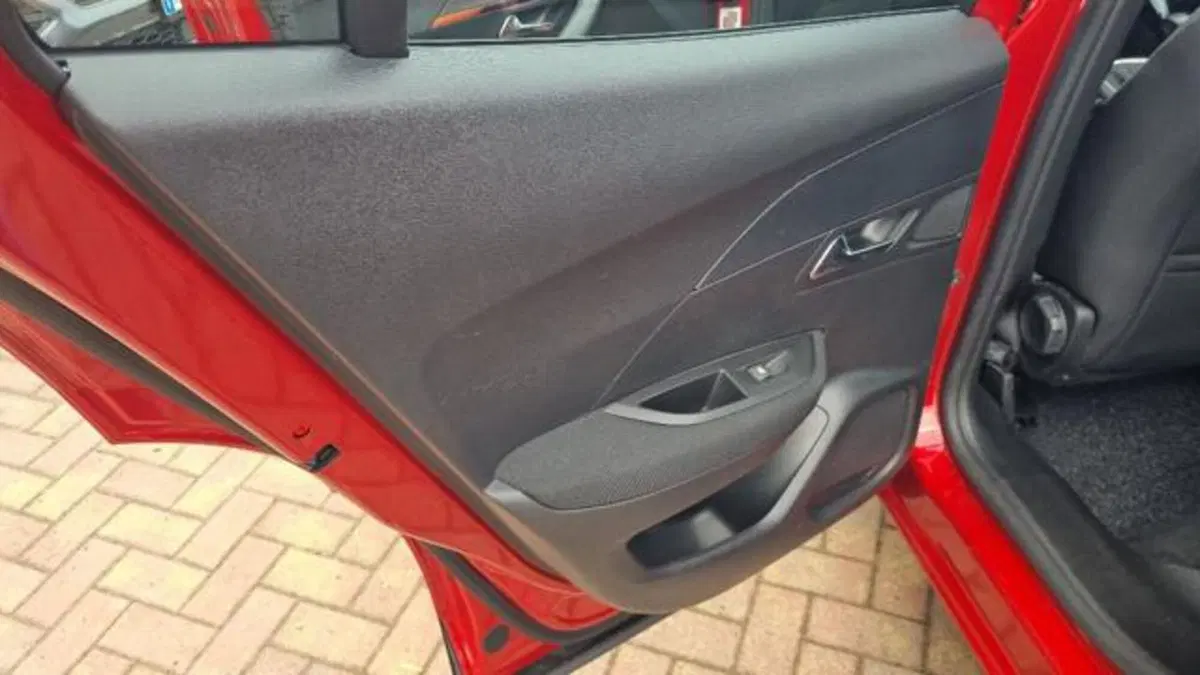 Peugeot 2008 usata a Savona (18)
