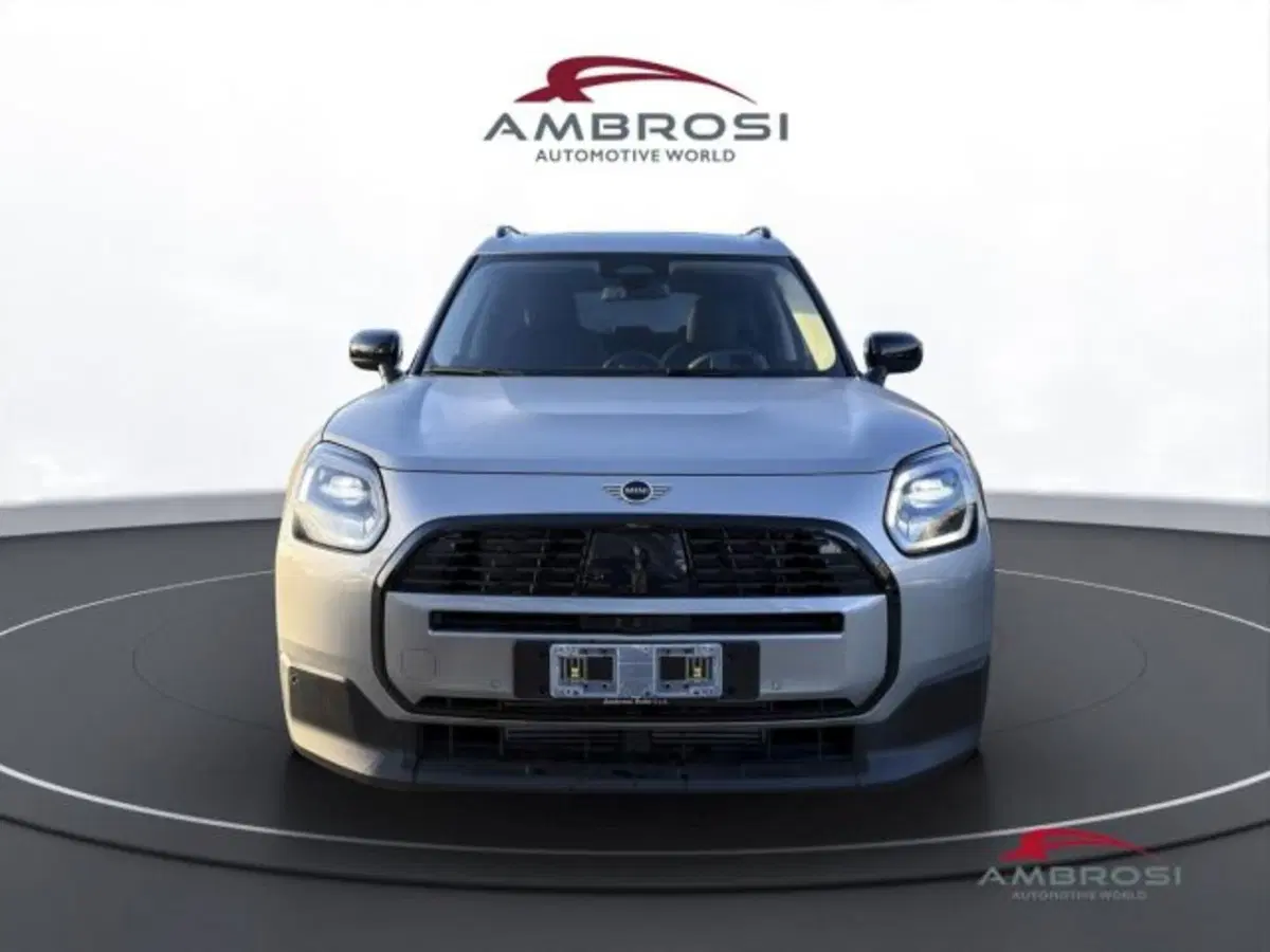 MINI Mini Countryman nuova a Perugia (7)