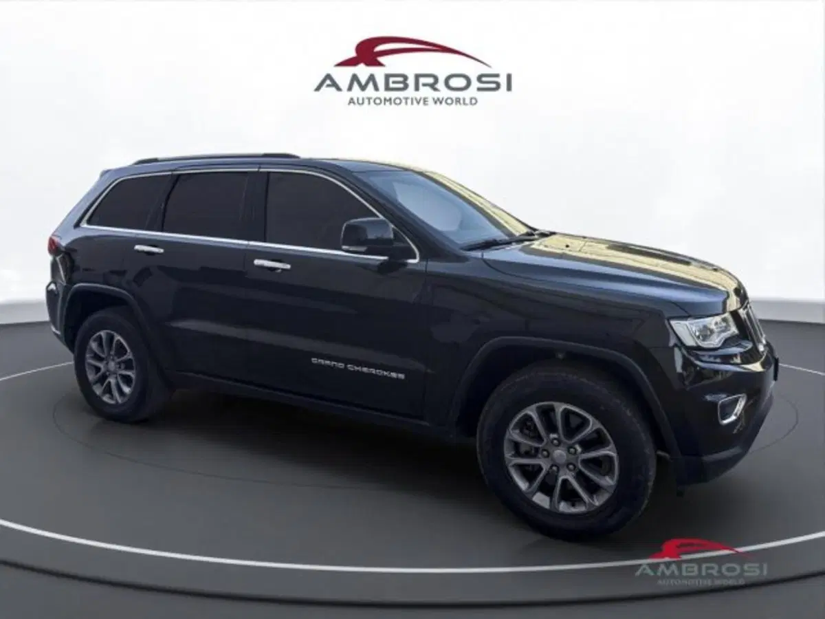 Jeep Grand Cherokee usata a Perugia (2)