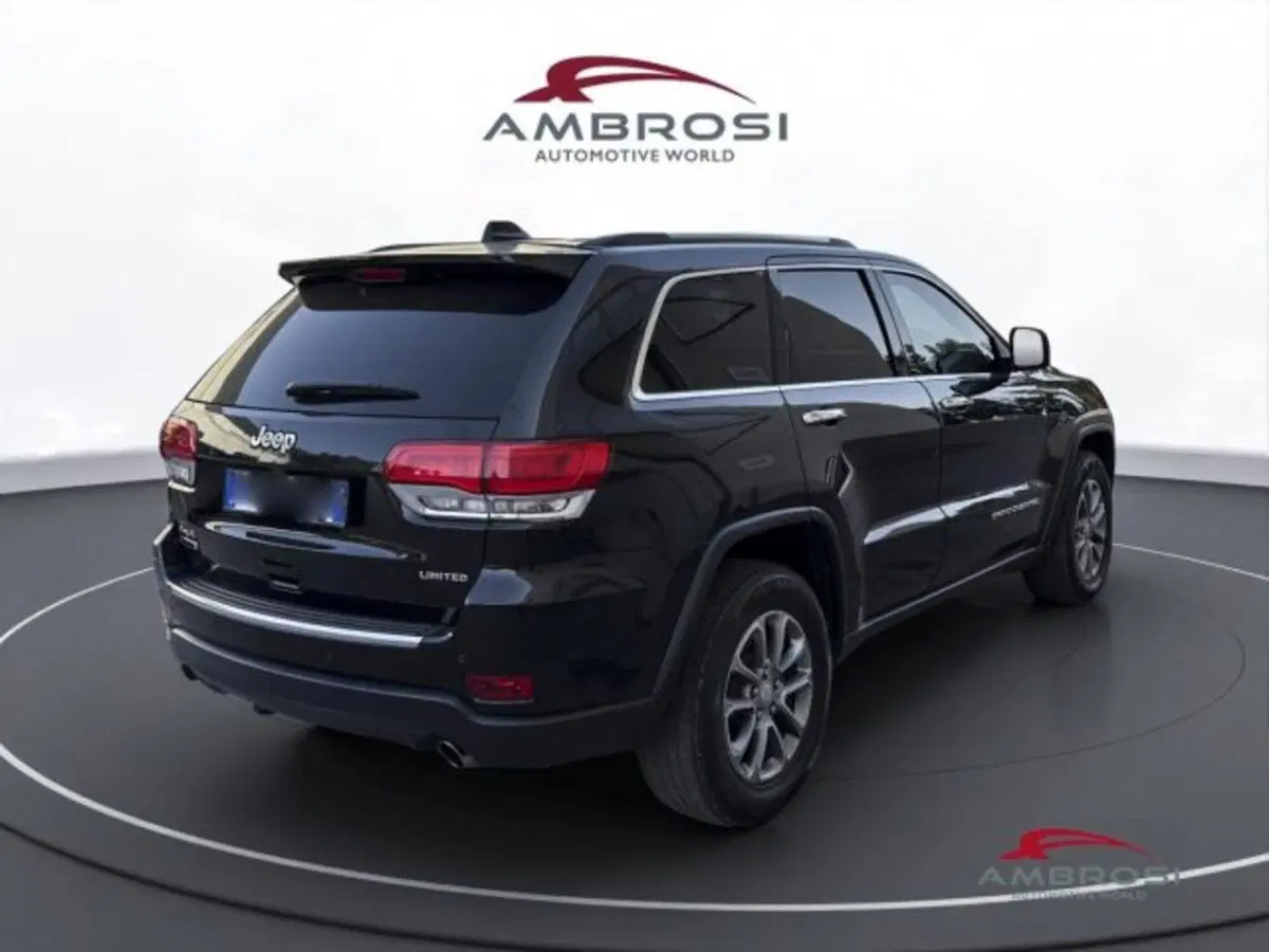 Jeep Grand Cherokee usata a Perugia (3)