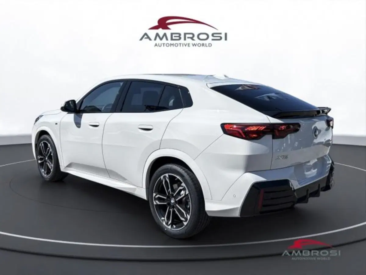 BMW X2 nuova a Perugia (4)