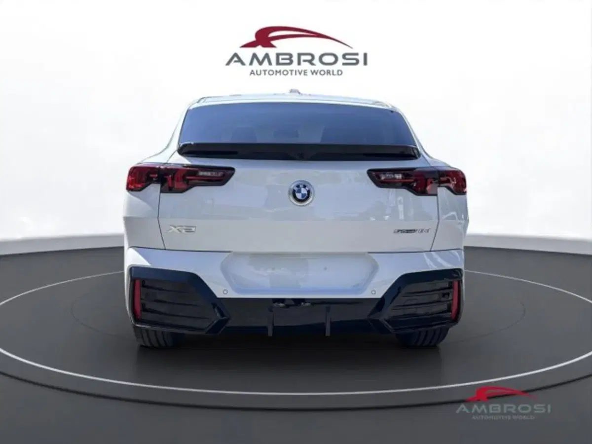 BMW X2 nuova a Perugia (8)