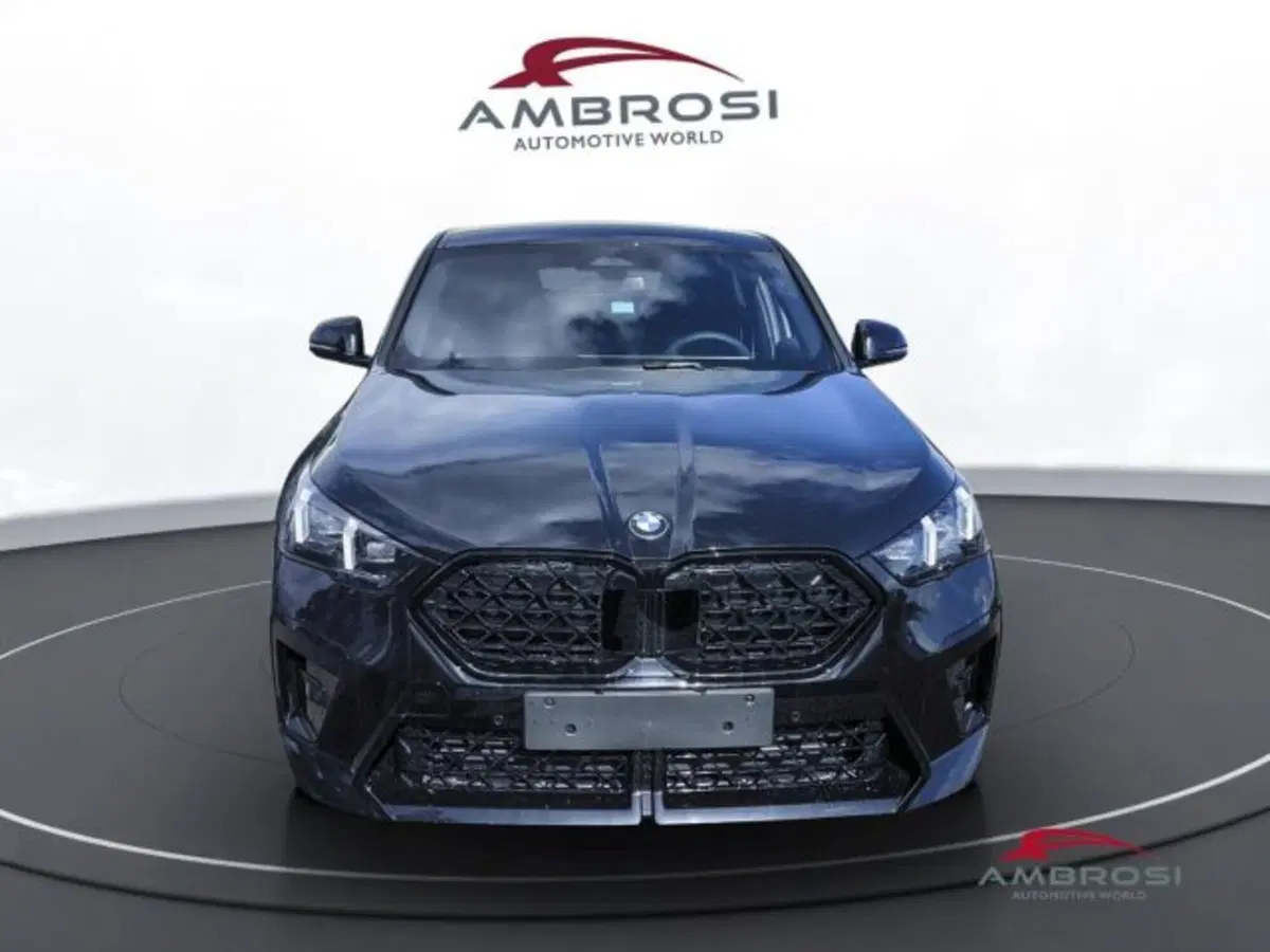 BMW X2 nuova a Perugia (7)