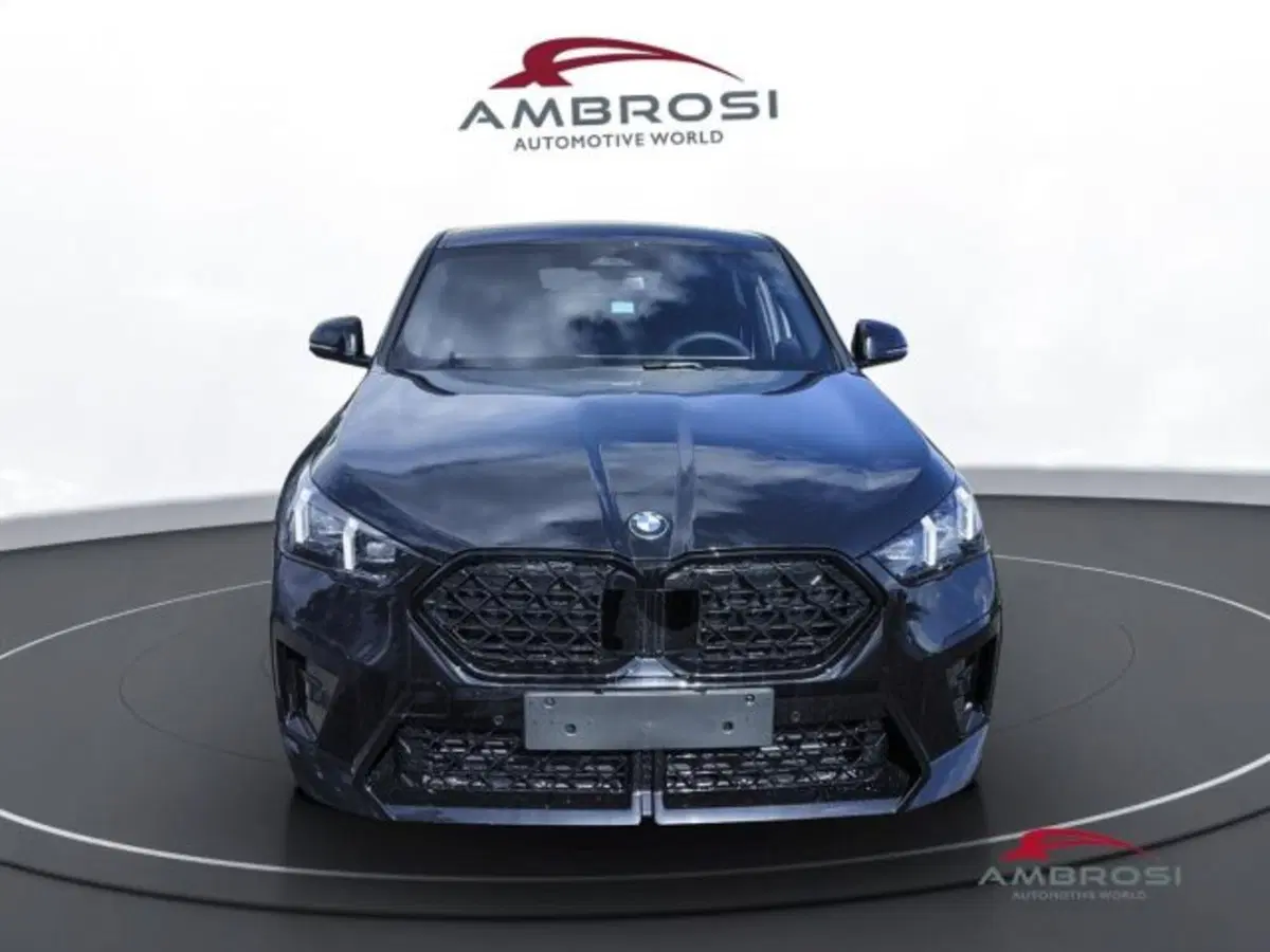 BMW X2 nuova a Perugia (7)