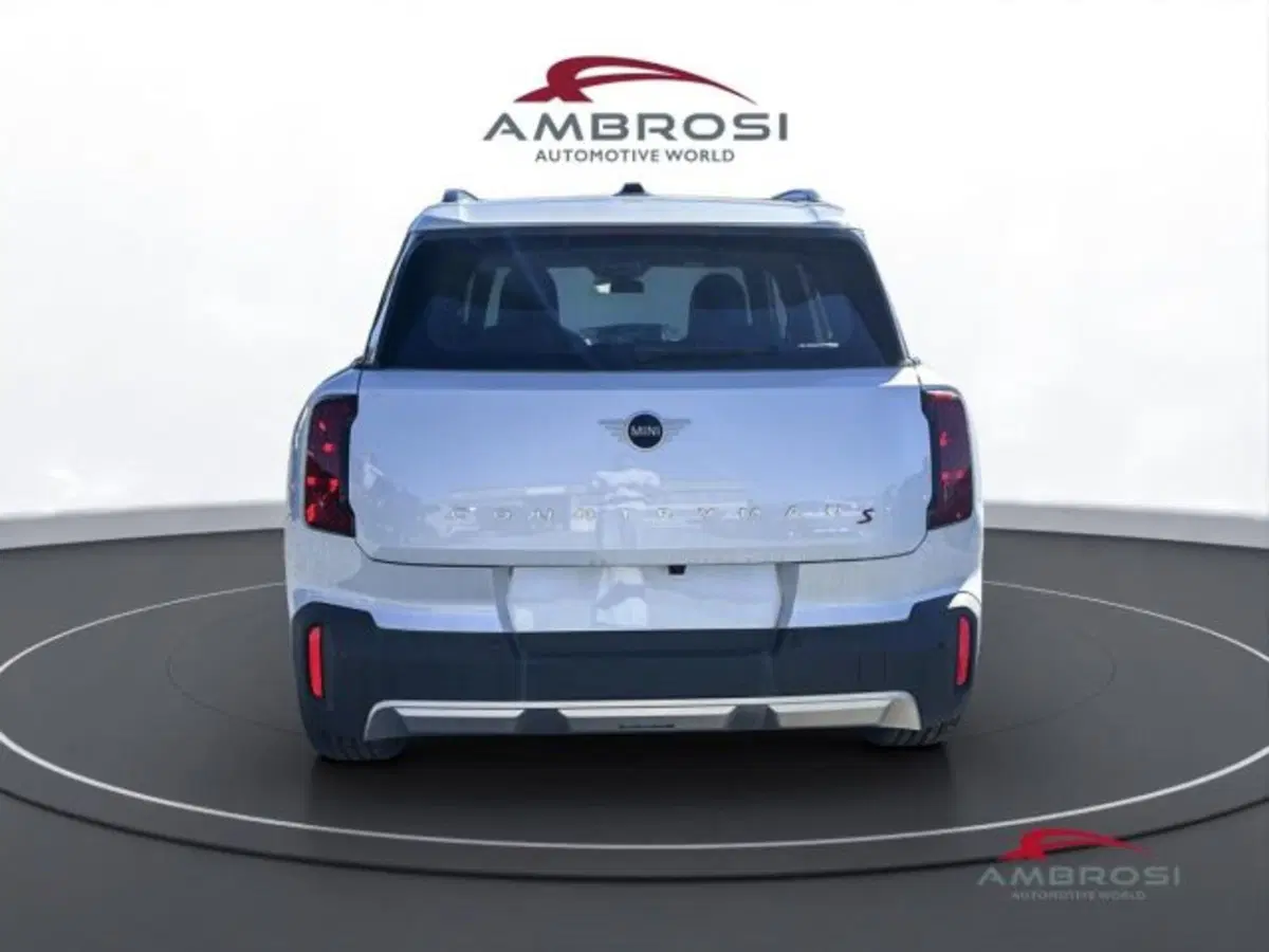 MINI Mini Countryman nuova a Perugia (7)
