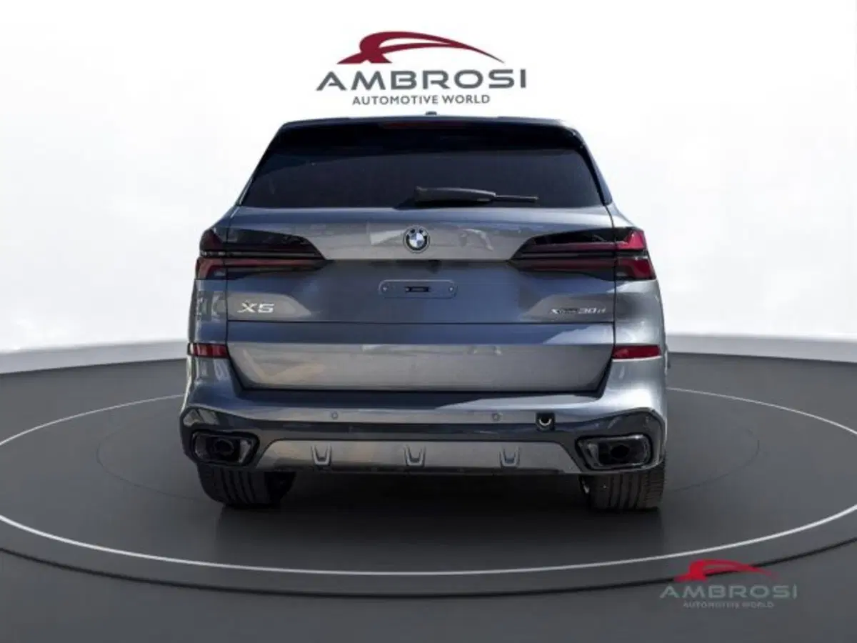 BMW X5 nuova a Perugia (8)