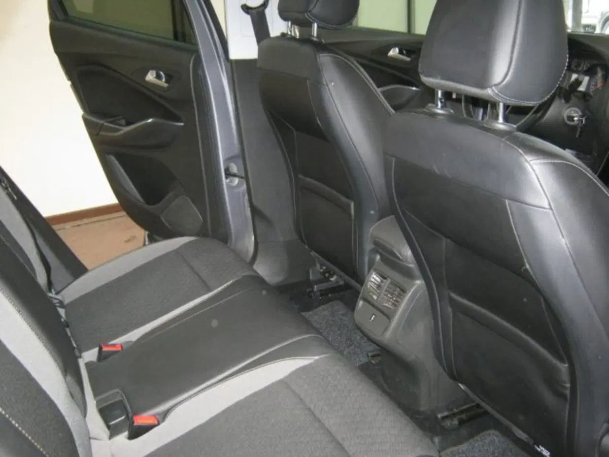 Opel Grandland X usata a Fermo (7)