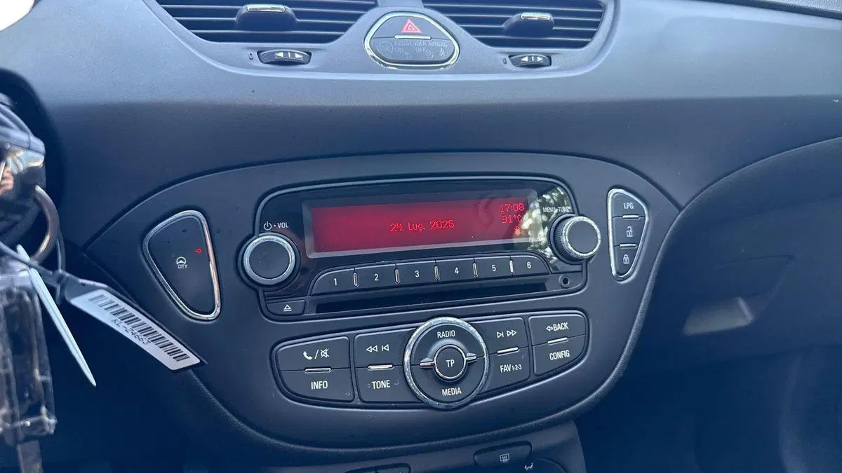 Opel Corsa usata a Treviso (8)