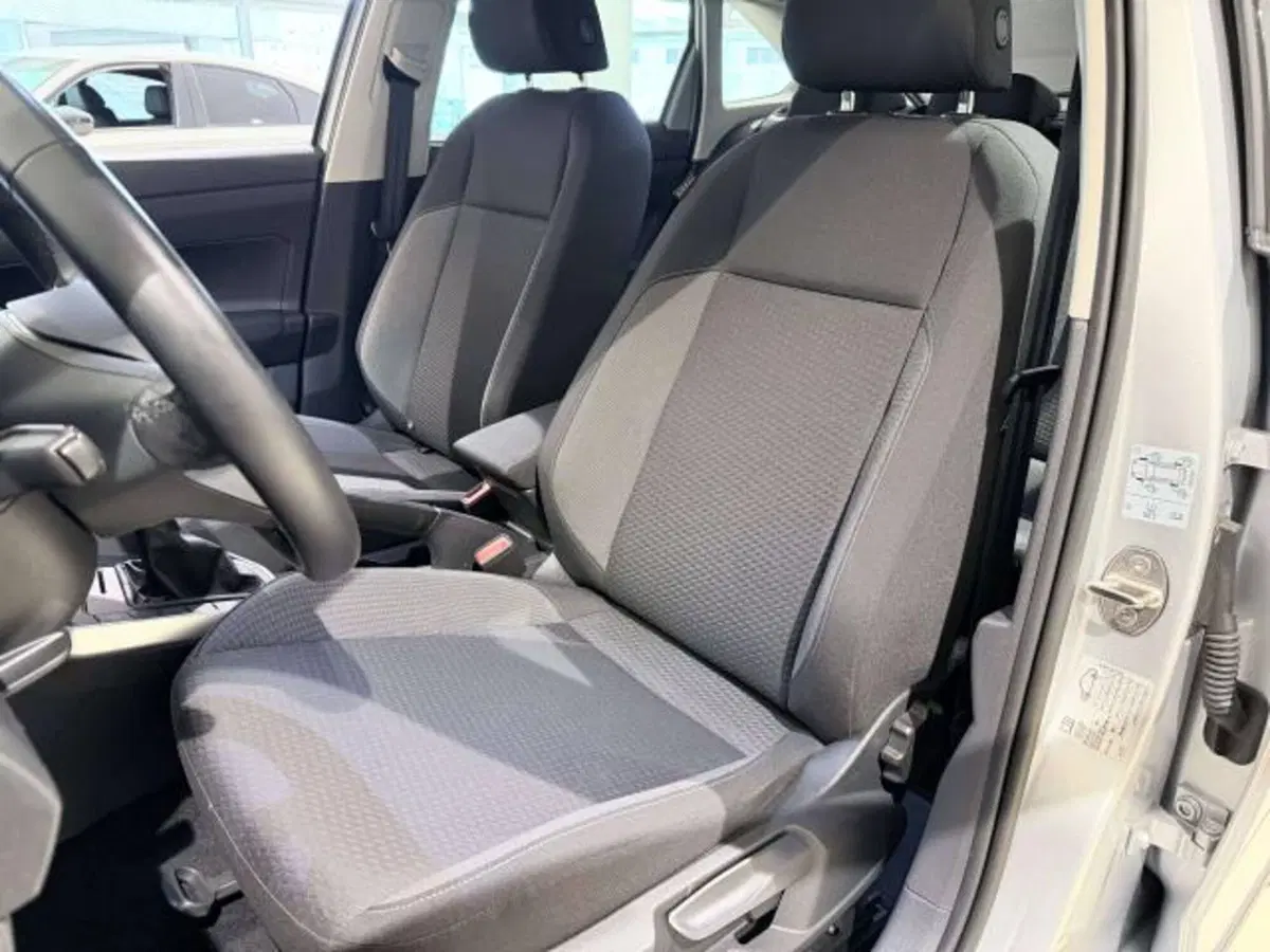Volkswagen Taigo usata a Savona (14)