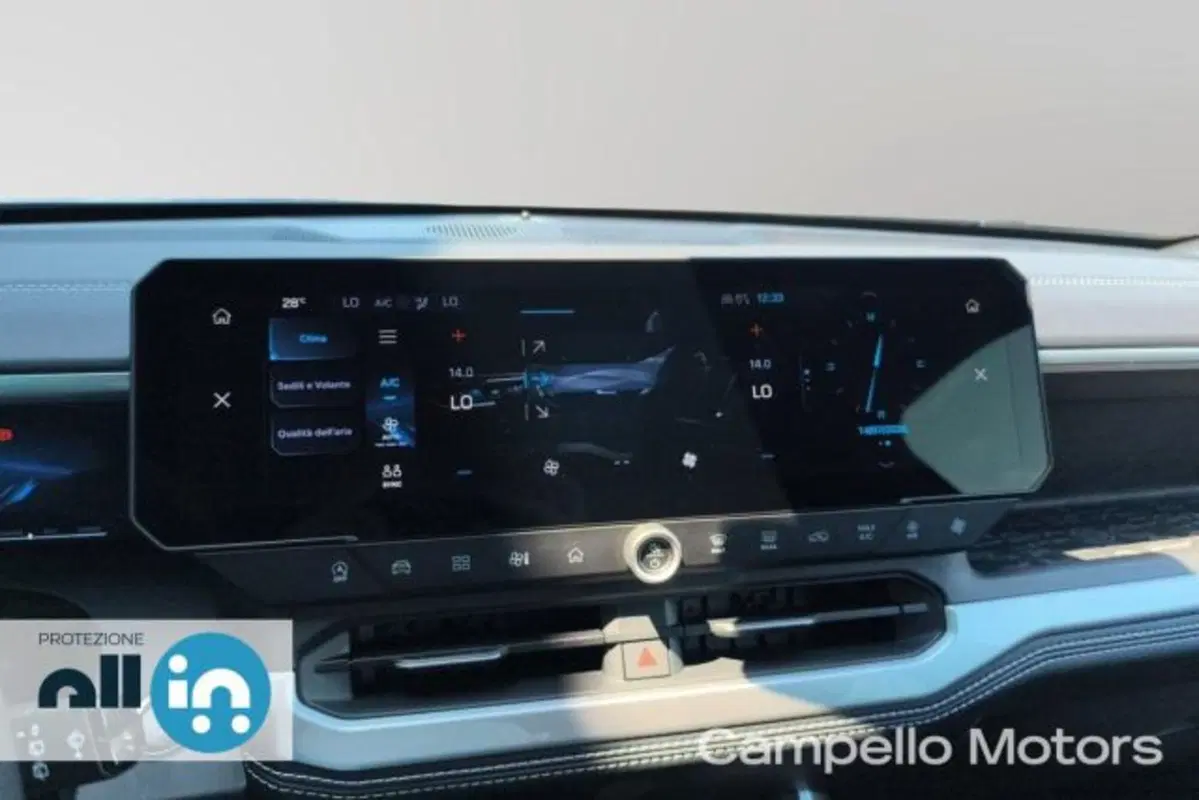 Jeep Compass nuova a Venezia (12)